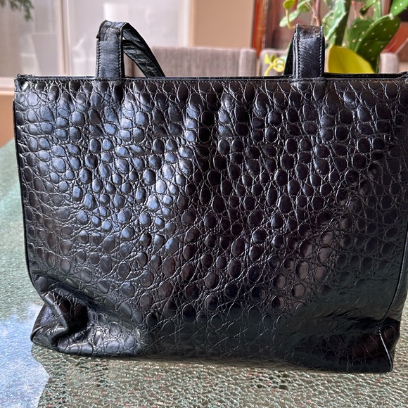 LARGE SALVATORE FERRAGAMO VERA TOTE CROCODILE EMBOSSED BLACK LEATHER GUC - Picture 8 of 16